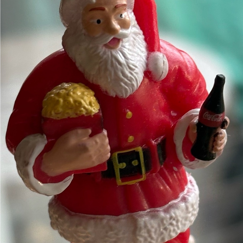 Coca Cola Santa Claus Holiday Figurine